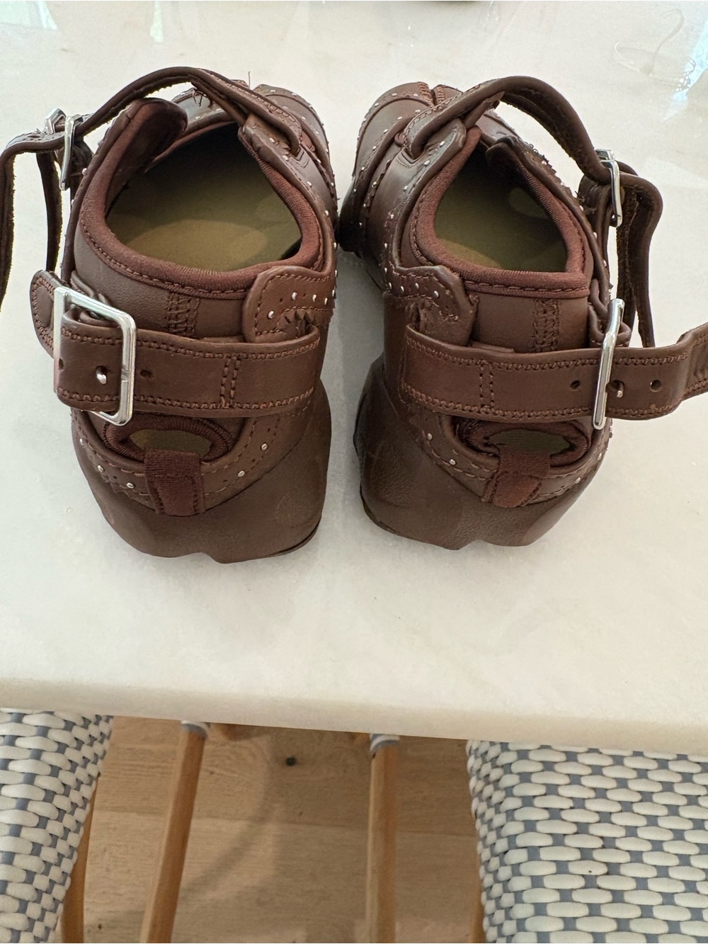 NIKE Air Rift embellished leather split-toe sneakers size 6 NEW - Picture 4 of 7